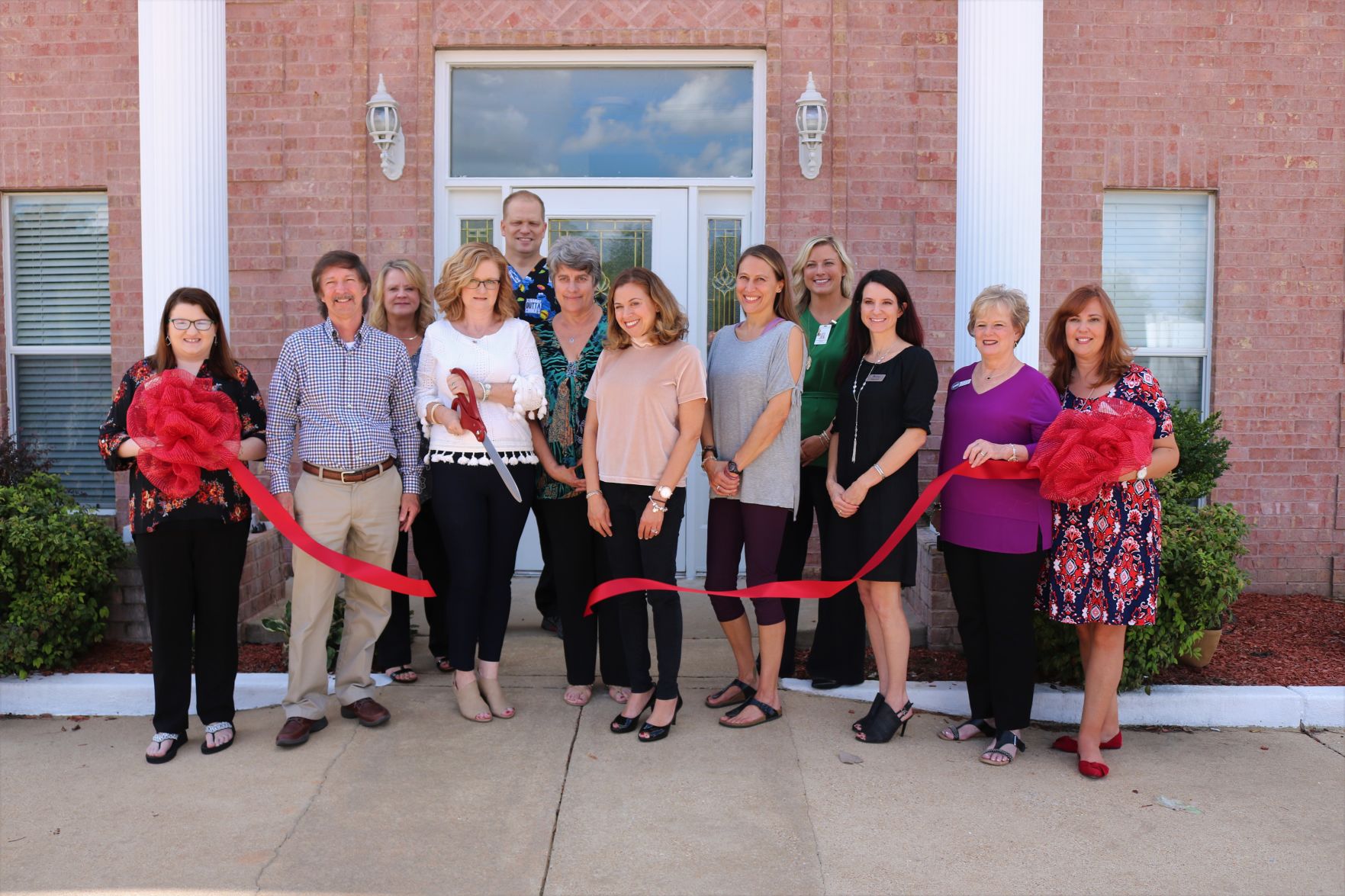 Counseling Associates ribbon cutting